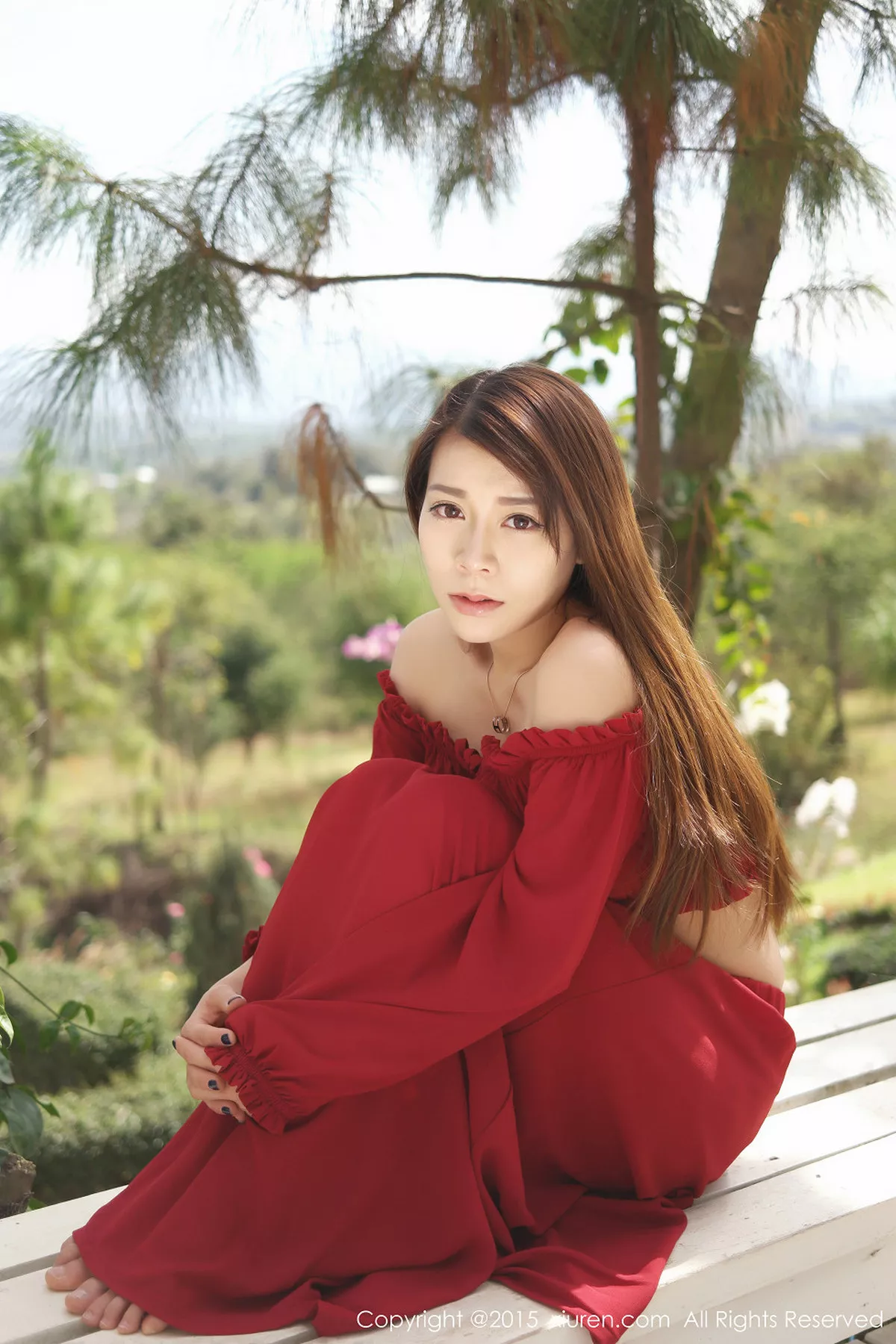 秀人集.com_[XiuRen秀人网]No.303_嫩模vetiver嘉宝贝儿泰国旅拍火红长裙性感迷人写真49P