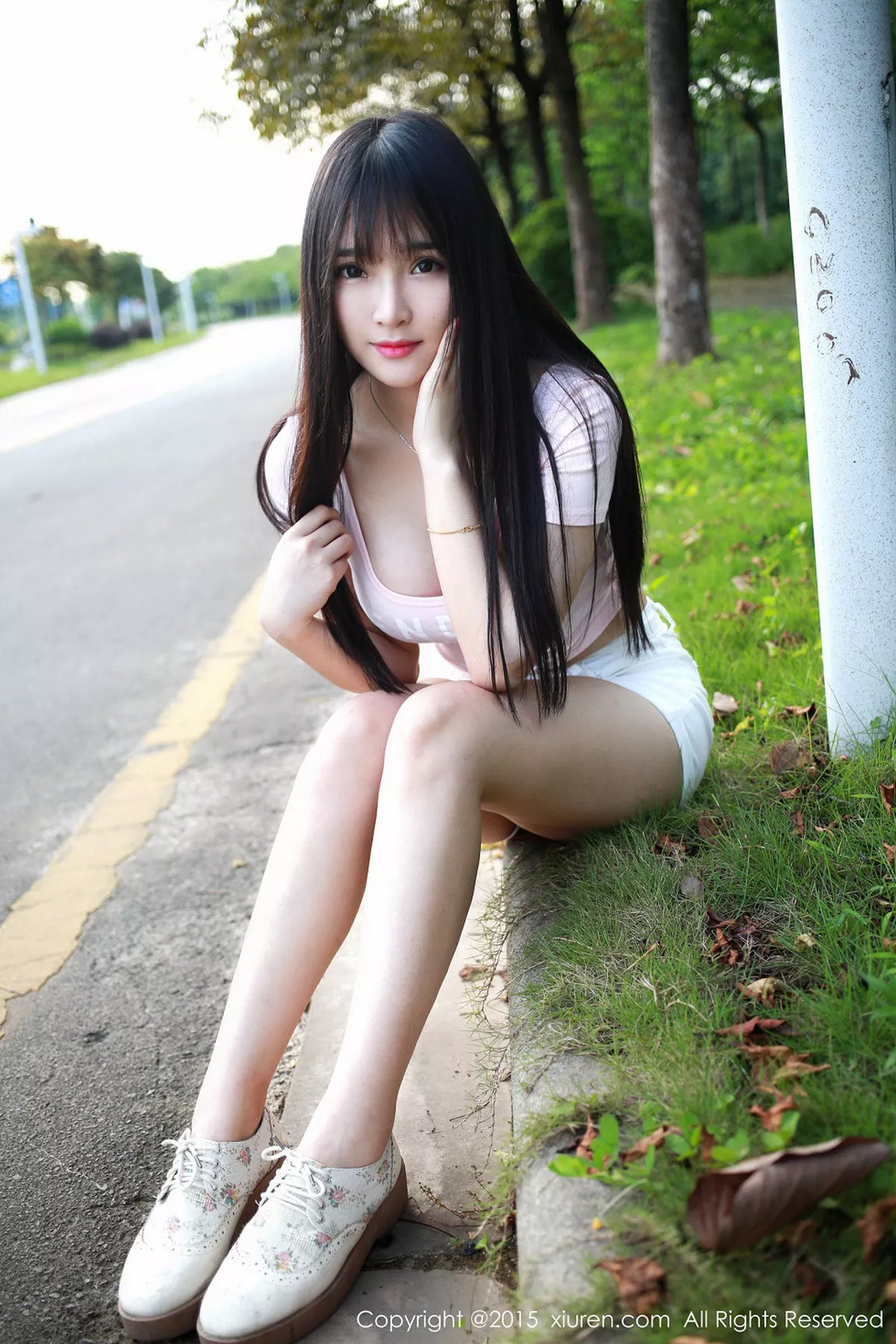 秀人集.com_[XiuRen秀人网]No.345_内地嫩模夏瑶baby白色紧身上衣秀完美身材豪乳诱惑写真42P