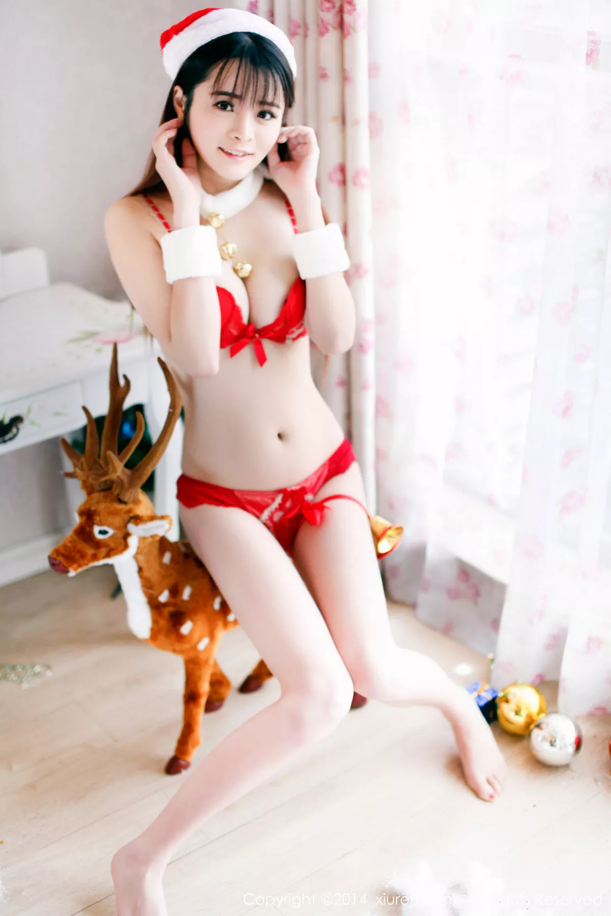 秀人集.com_[XiuRen秀人网]No.259_网络红人美女校花孔一红圣诞主题性感红色内衣完美诱惑写真88P