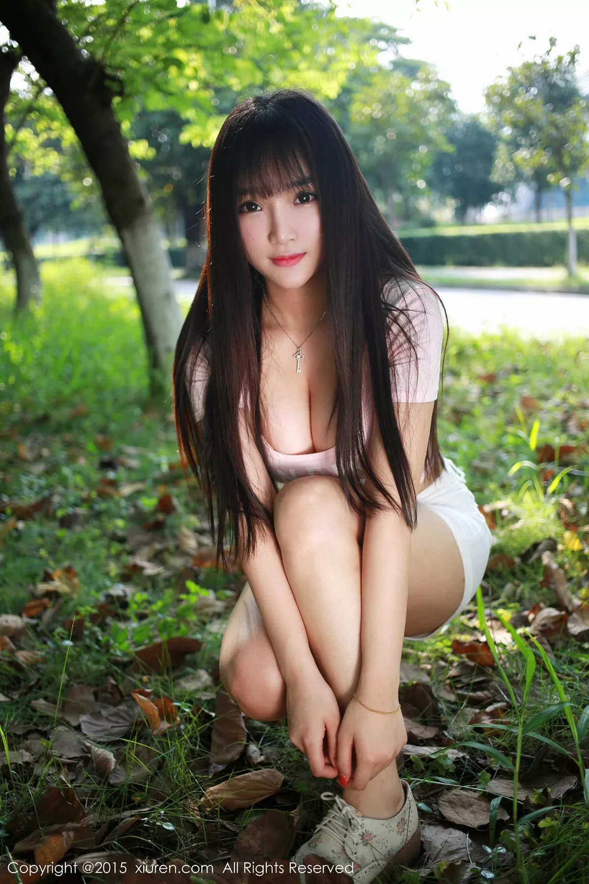 秀人集.com_[XiuRen秀人网]No.345_内地嫩模夏瑶baby白色紧身上衣秀完美身材豪乳诱惑写真42P
