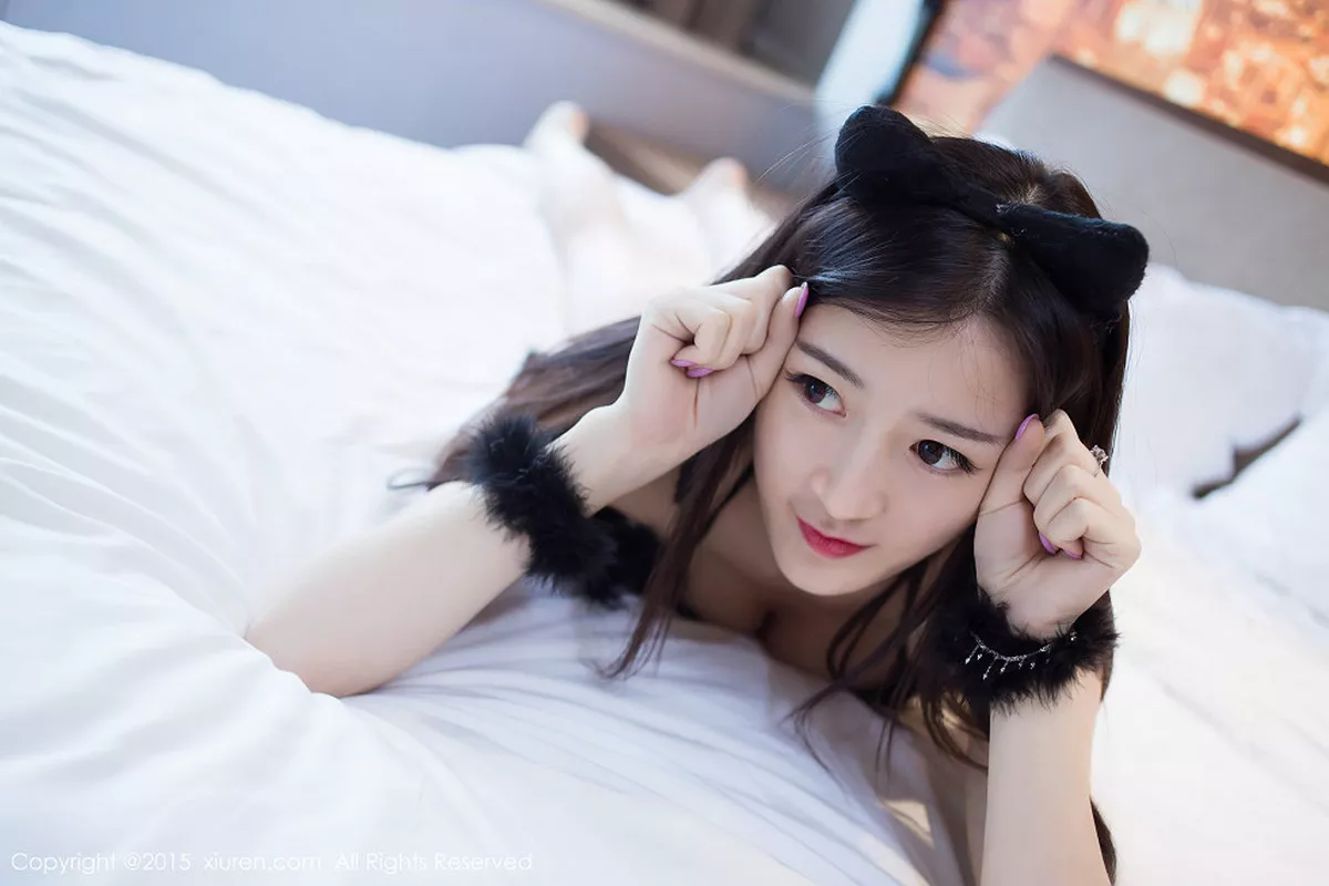 秀人集.com_[XiuRen秀人网]No.374_内地模特麻吉小兔子居家私房性感内衣系列爆乳诱惑写真50P