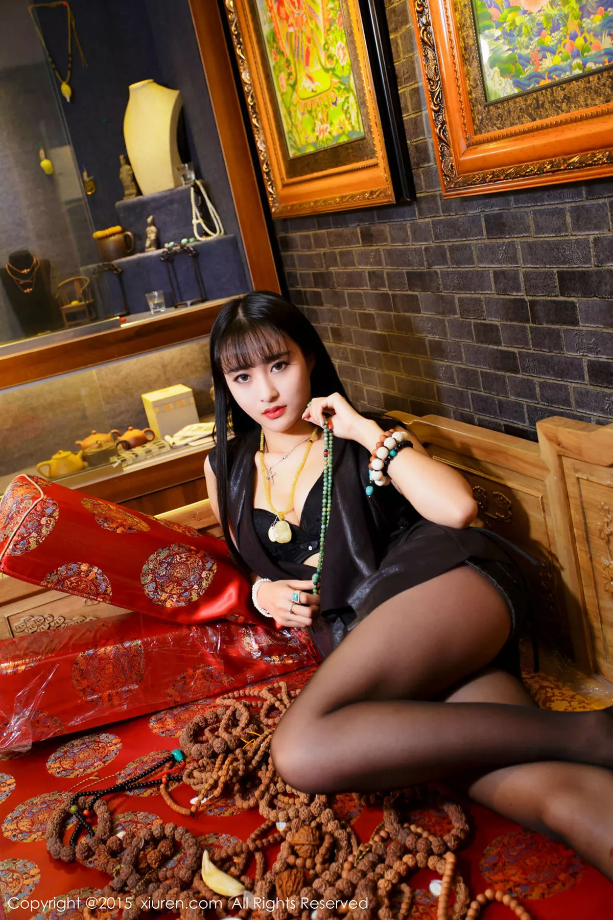 秀人集.com_[XiuRen秀人网]No.421_内地嫩模lucky咏丹黑丝裤袜修长美腿完美身材性感写真71P