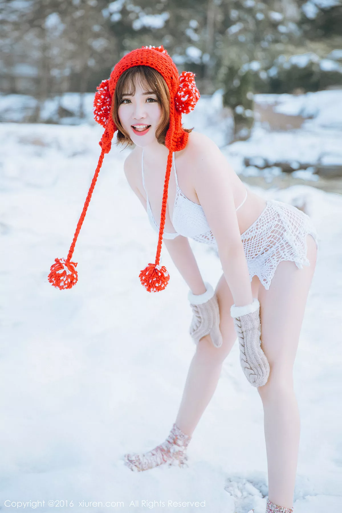 秀人集.com_[XiuRen秀人网]No.484_嫩模徐cake雪地里白色缕空毛衣美丽冻人秀豪乳写真35P
