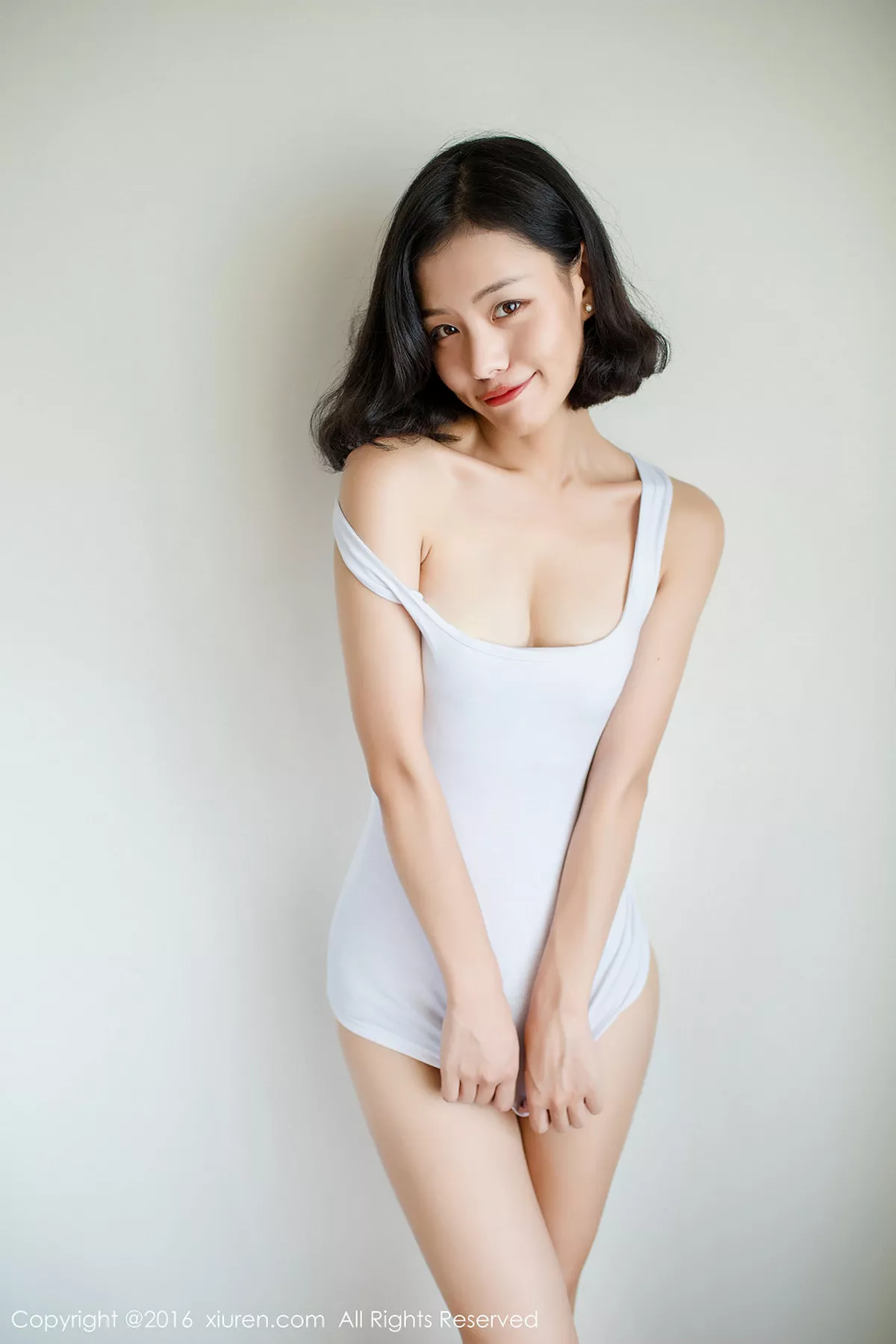 秀人集.com_[XiuRen秀人网]No.611_嫩模优莉Yoli居家私房脱内裤秀性感美臀热情火辣诱惑写真49P