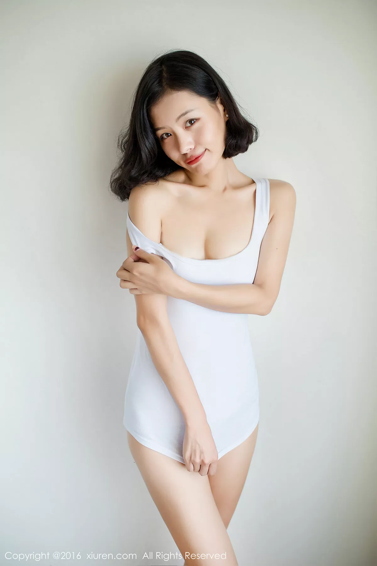秀人集.com_[XiuRen秀人网]No.611_嫩模优莉Yoli居家私房脱内裤秀性感美臀热情火辣诱惑写真49P