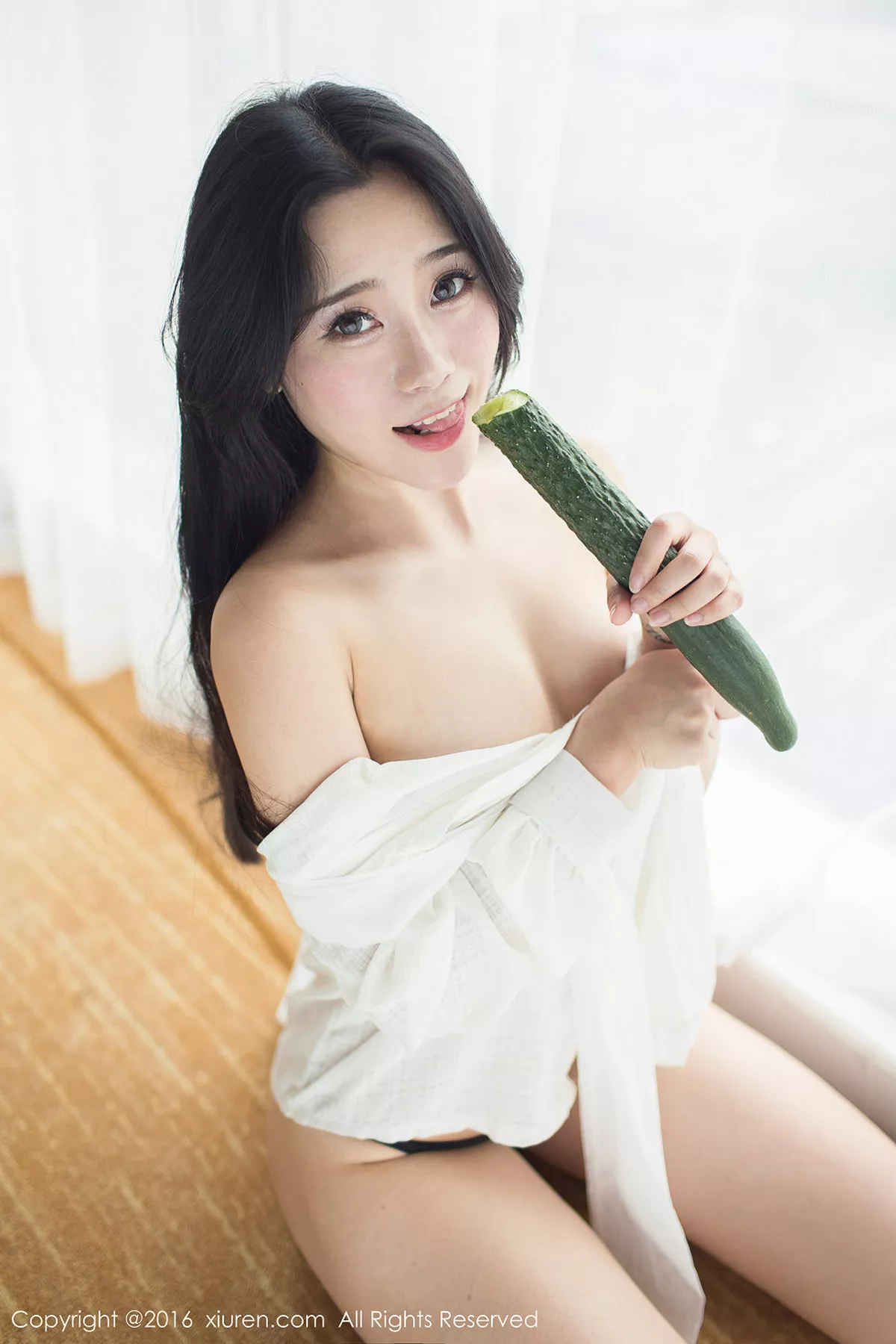 秀人集.com_[XiuRen秀人网]No.519_嫩模兜豆靓Youlina浴室里白衬衣半露美乳极致诱惑写真52P