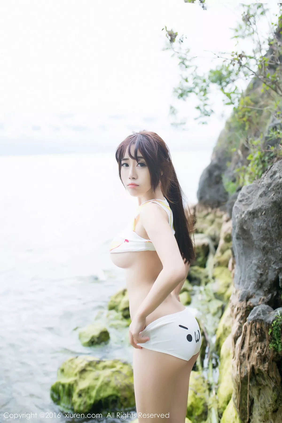 秀人集.com_[XiuRen秀人网]No.623_嫩模兜豆靓Youlina云南旅拍户外性感比基尼大尺度秀豪乳写真59P