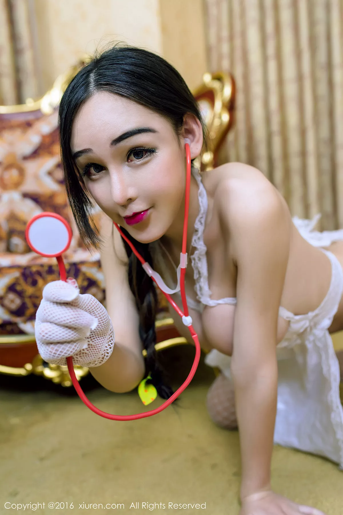 秀人集.com_[XiuRen秀人网]No.555_巨乳模特Sibyl是女巫大尺度私房美乳翘臀诱惑写真52P