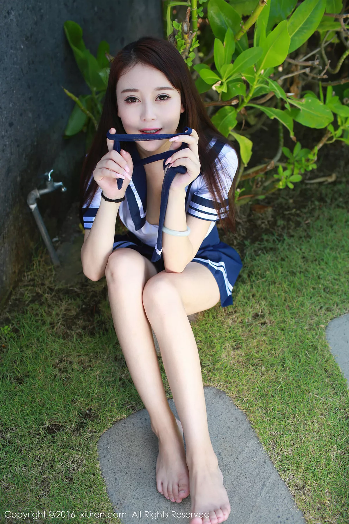 秀人集.com_[XiuRen秀人网]No.560_嫩模赵小米kitty巴厘岛旅拍绸带捆绑完美身材秀美胸写真50P