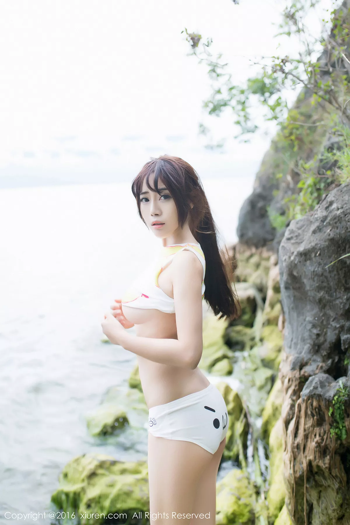 秀人集.com_[XiuRen秀人网]No.623_嫩模兜豆靓Youlina云南旅拍户外性感比基尼大尺度秀豪乳写真59P