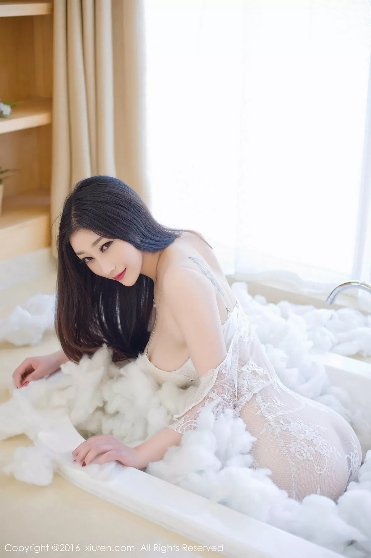 秀人集.com_[XiuRen秀人网]No.608_武大校花妲己_Toxic细腰美狐娘私房内衣爆乳诱惑写真49P