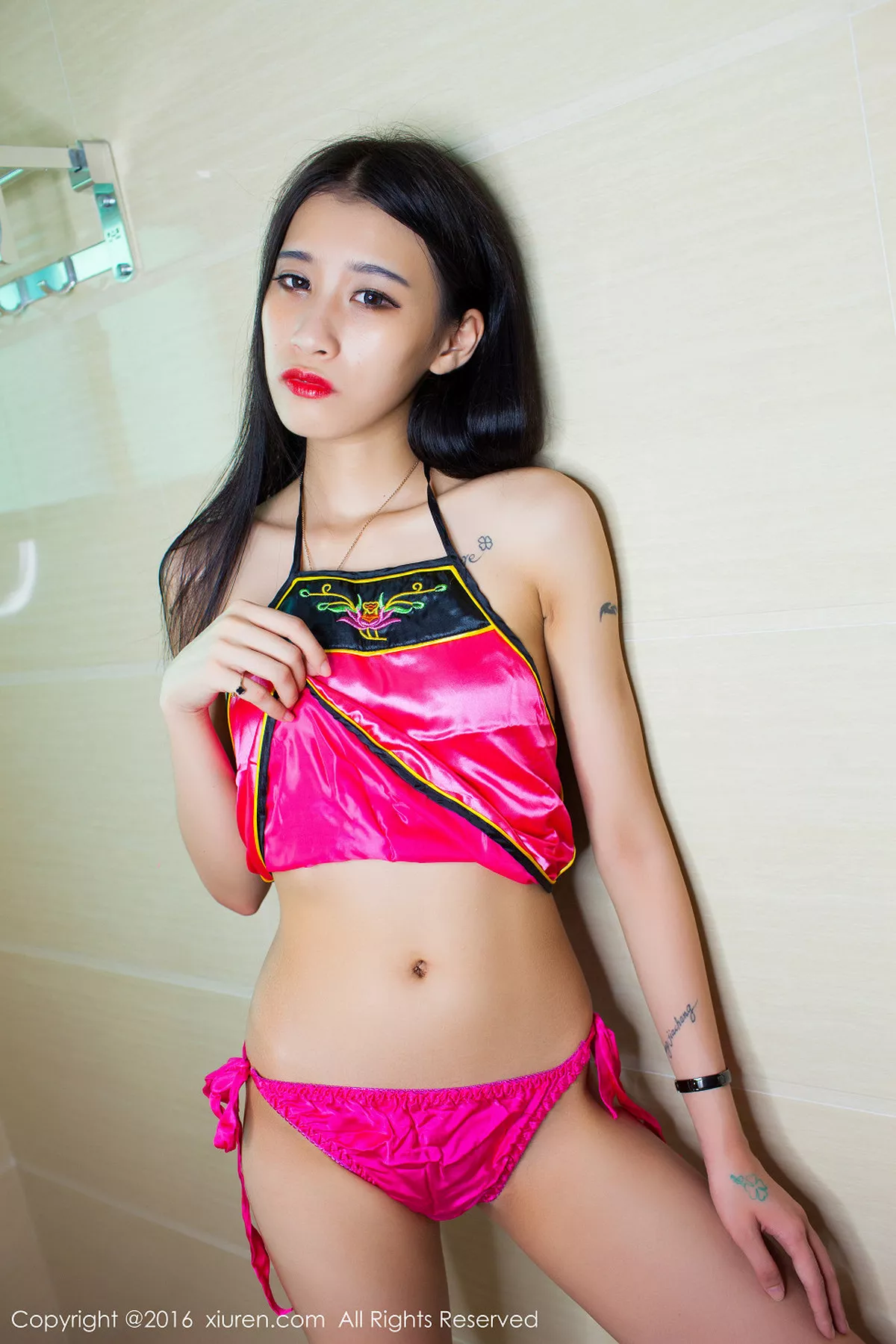 秀人集.com_[XiuRen秀人网]No.637_嫩模黃煒婷Tina空乘制服蓝色短裙秀黄色内裤性感迷人写真53P