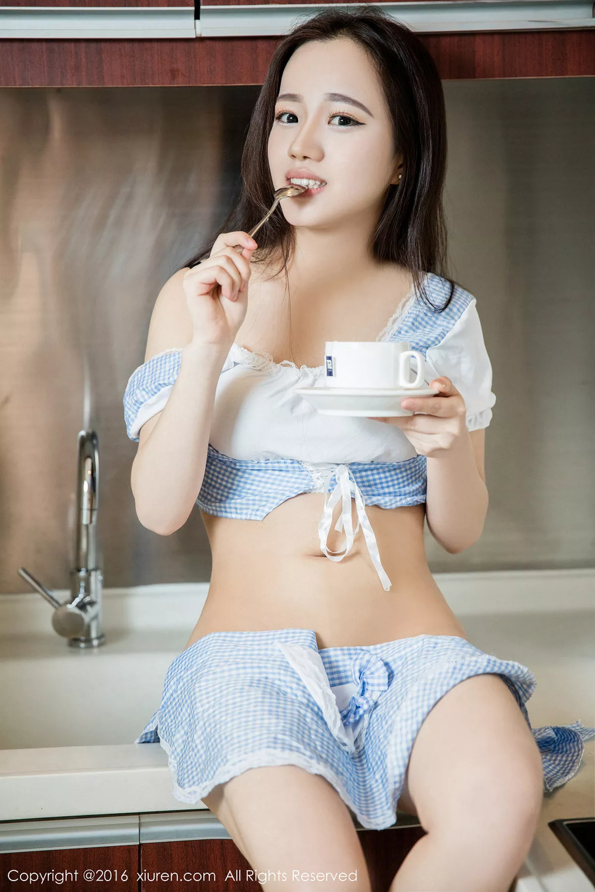 秀人集.com_[XiuRen秀人网]No.580_嫩模baby嘉茵居家私房内衣秀美胸白网丝袜美腿羞涩迷人写真58P