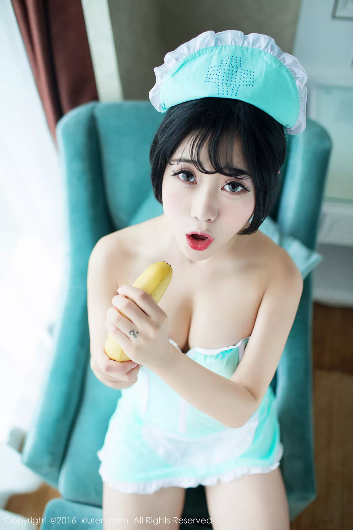 秀人集.com_[XiuRen秀人网]No.550_嫩模兜豆靓Youlina香蕉小护士撩人姿势完美诱惑写真63P