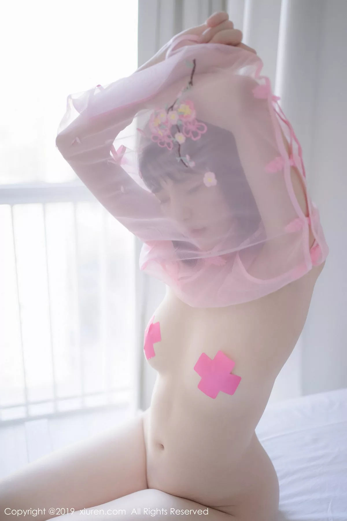 秀人集.com_[XiuRen秀人网]No.1791_嫩模艾栗栗私房薄纱情趣内衣露豪乳胶带遮点极致诱惑写真42P