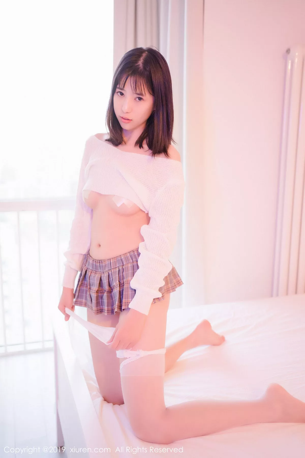 秀人集.com_[XiuRen秀人网]No.1791_嫩模艾栗栗私房薄纱情趣内衣露豪乳胶带遮点极致诱惑写真42P