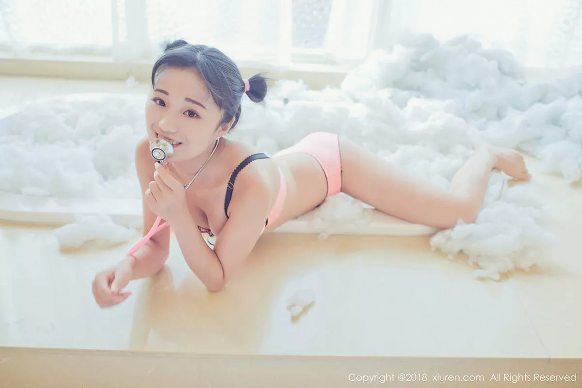 秀人集.com_[XiuRen秀人网]No.1220_嫩模苍井优香私房小护士粉色性感内衣秀傲人豪乳诱惑写真50P