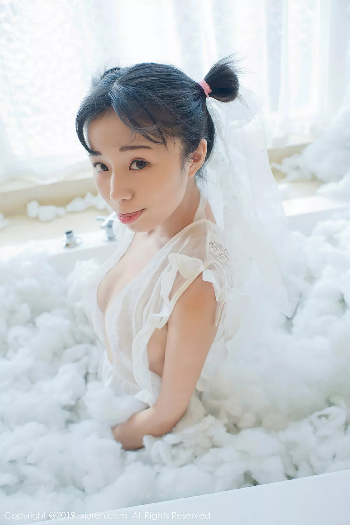 秀人集.com_[XiuRen秀人网]No.1313_豪乳嫩模仓井优香私房白色蕾丝薄纱露傲人豪乳撩人诱惑写真45P
