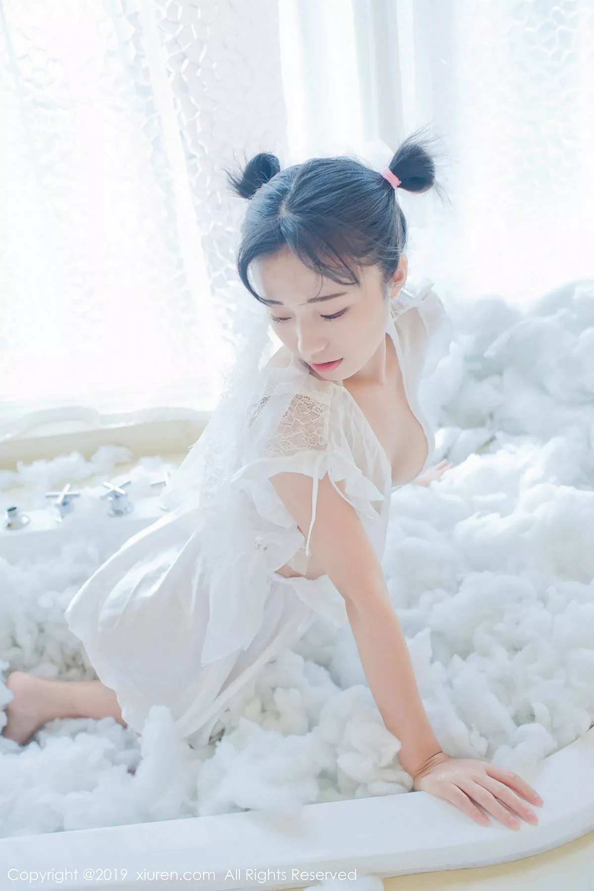 秀人集.com_[XiuRen秀人网]No.1313_豪乳嫩模仓井优香私房白色蕾丝薄纱露傲人豪乳撩人诱惑写真45P