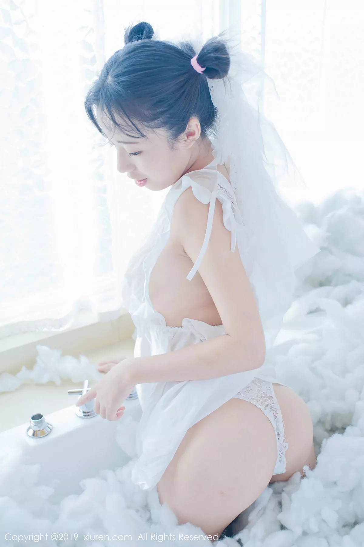 秀人集.com_[XiuRen秀人网]No.1313_豪乳嫩模仓井优香私房白色蕾丝薄纱露傲人豪乳撩人诱惑写真45P