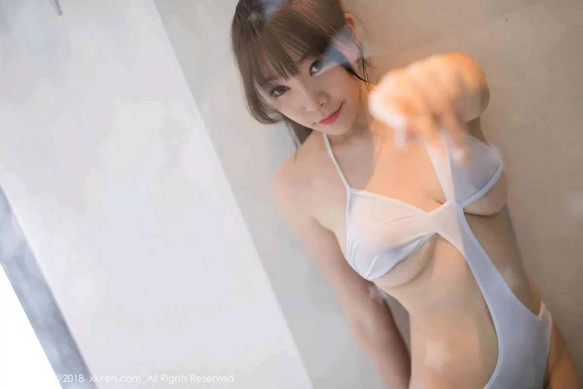 秀人集.com_[XiuRen秀人网]No.1271_女神芝芝Booty普吉岛旅拍浴室性感白色比基尼湿身诱惑写真50P