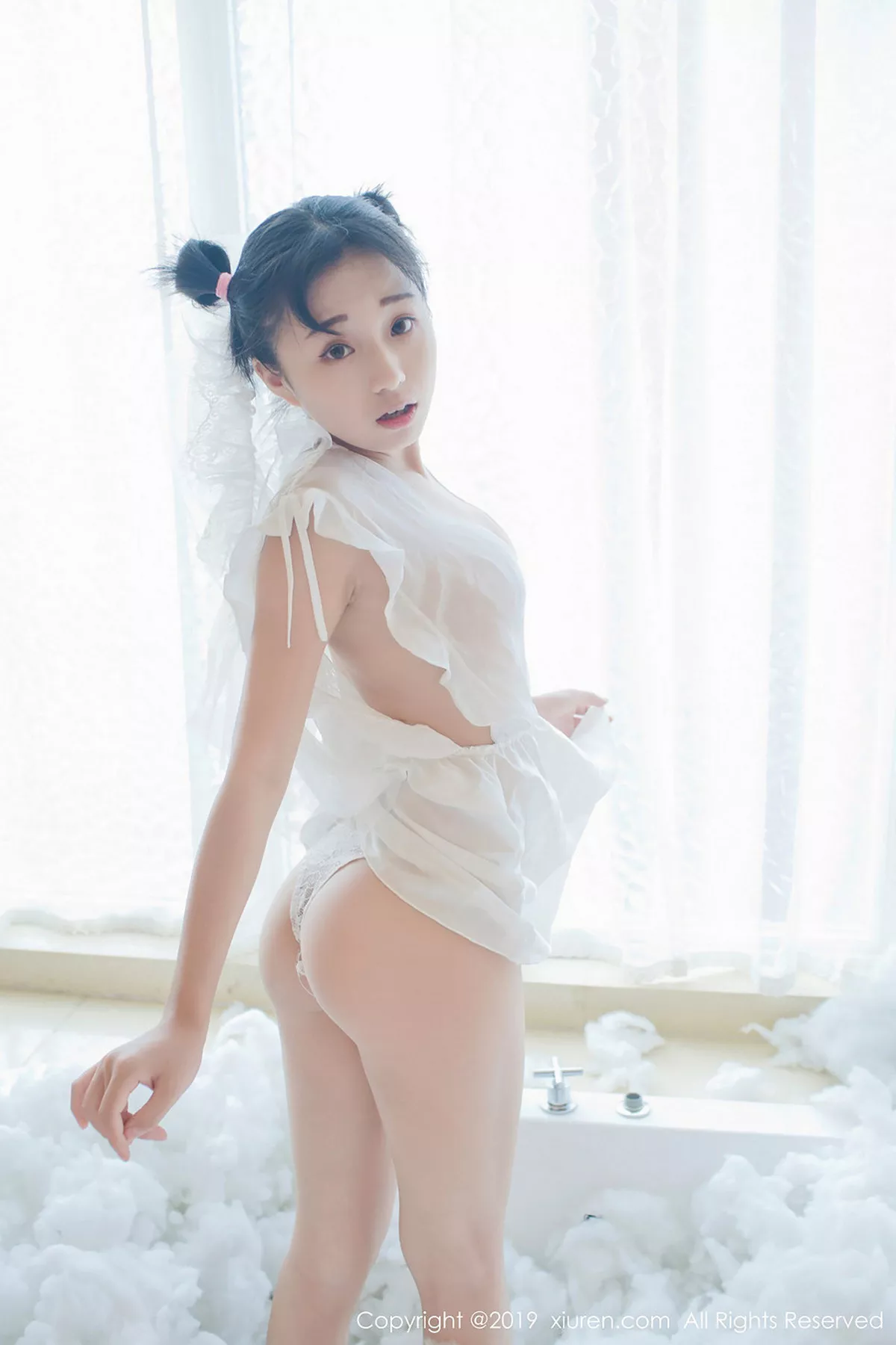 秀人集.com_[XiuRen秀人网]No.1313_豪乳嫩模仓井优香私房白色蕾丝薄纱露傲人豪乳撩人诱惑写真45P