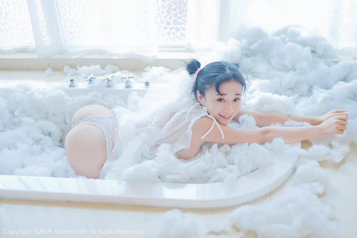 秀人集.com_[XiuRen秀人网]No.1313_豪乳嫩模仓井优香私房白色蕾丝薄纱露傲人豪乳撩人诱惑写真45P