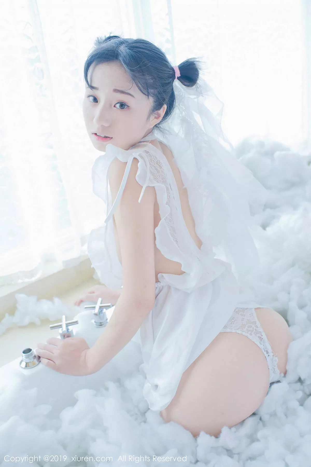 秀人集.com_[XiuRen秀人网]No.1313_豪乳嫩模仓井优香私房白色蕾丝薄纱露傲人豪乳撩人诱惑写真45P