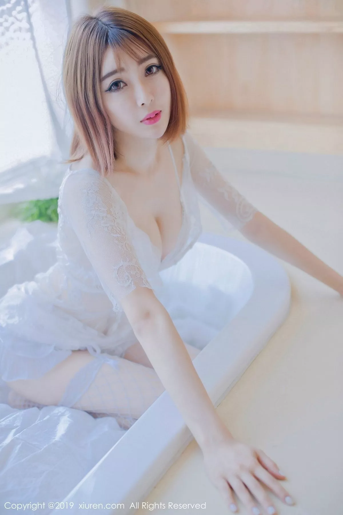 秀人集.com_[XiuRen秀人网]No.1406_嫩模凌萍儿私房白色蕾丝内衣配吊带白丝渔网完美诱惑写真47P