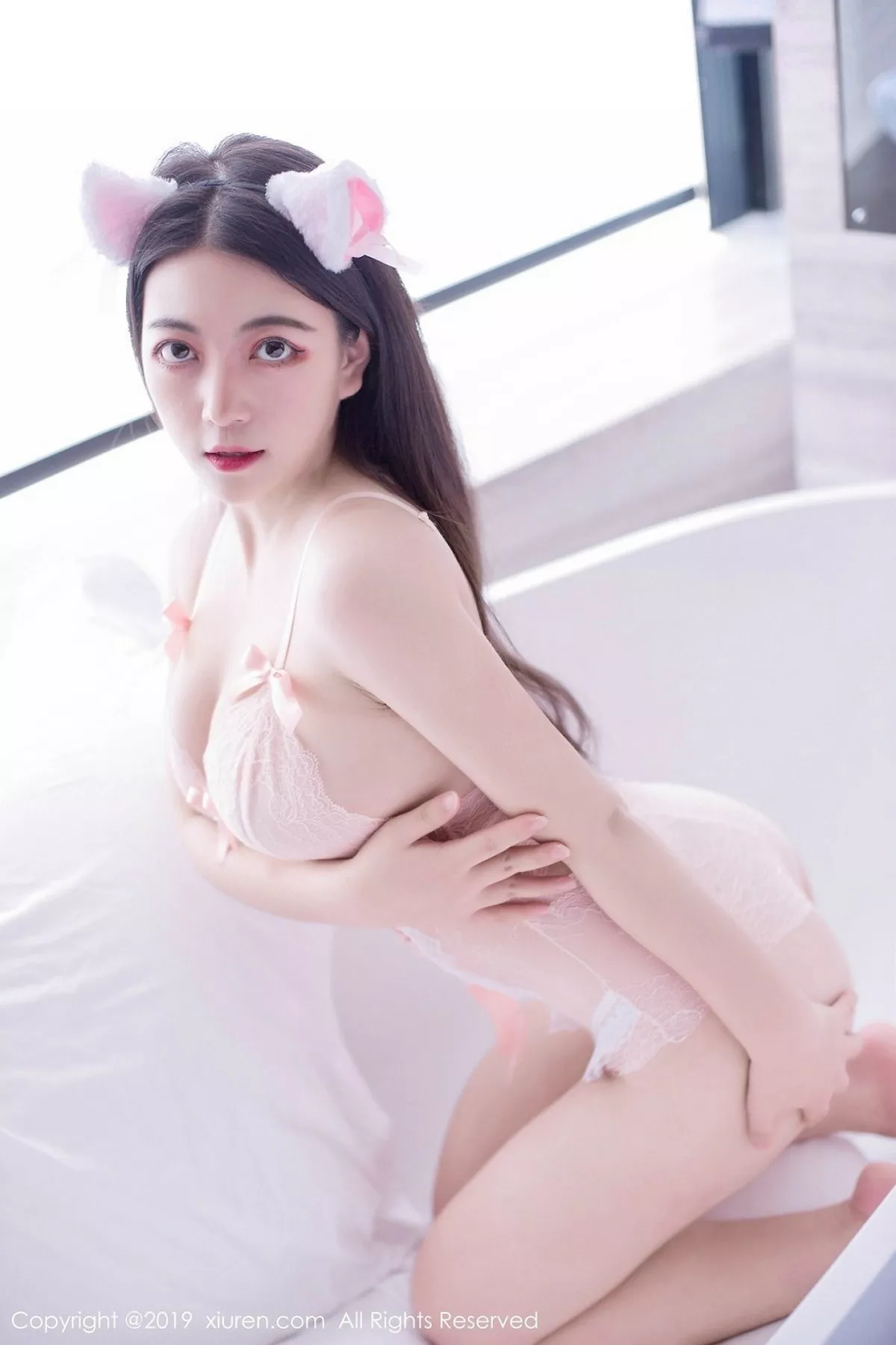秀人集.com_[XiuRen秀人网]No.1402_嫩模安妮BABY私房粉色蕾丝情趣内衣透视秀浑圆豪乳诱惑写真48P