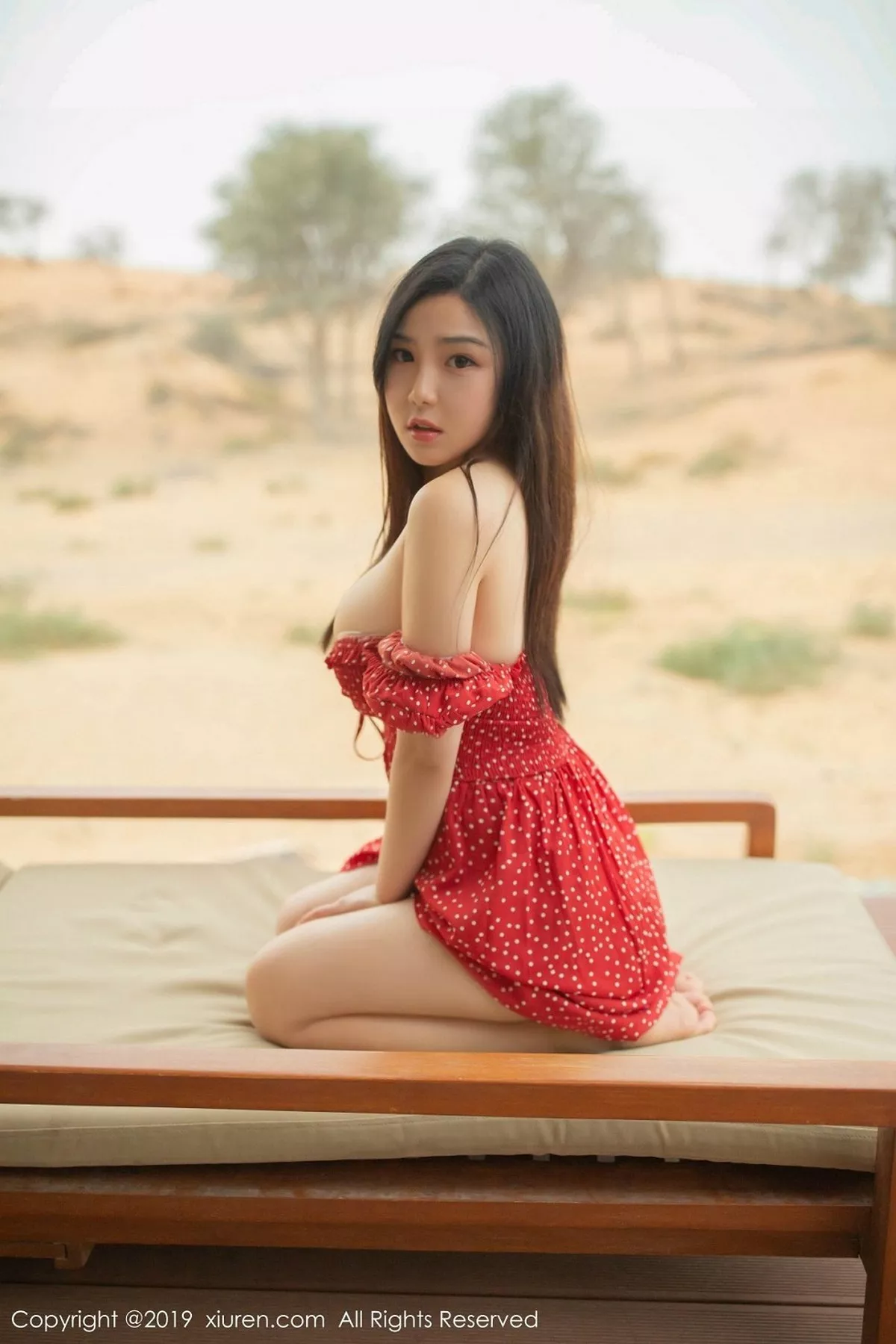 秀人集.com_[XiuRen秀人网]No.1388_女神徐微微mia迪拜旅拍蕾丝情趣内衣秀豪乳翘臀诱惑写真54P