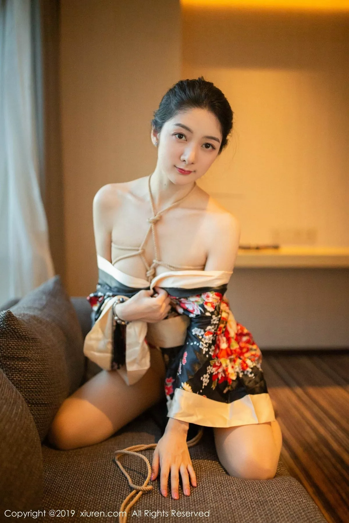 秀人集.com_[XiuRen秀人网]No.1444_女神Angela喜欢猫私房异域和服SM捆绑秀火辣身材诱惑写真44P