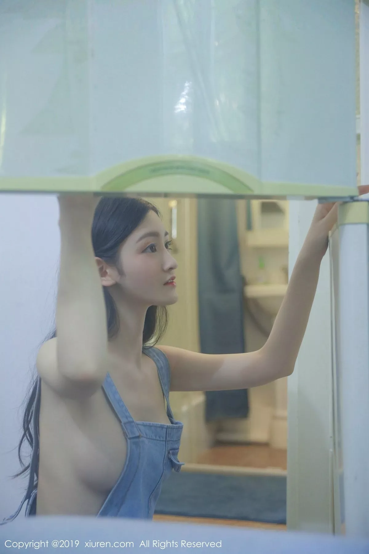 秀人集.com_[XiuRen秀人网]No.1464_嫩模沈梦瑶私房白色蕾丝内衣+吊带牛仔裤半脱露美乳诱惑写真57P