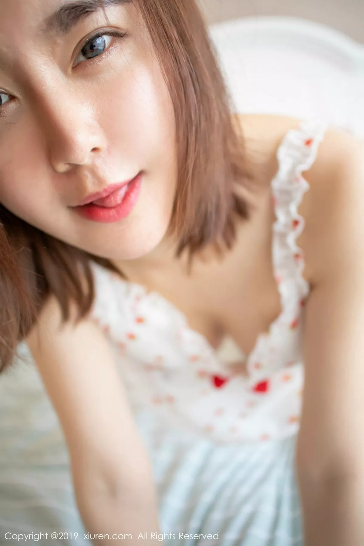 秀人集.com_[XiuRen秀人网]No.1471_嫩模yomi悠蜜私房草莓内衣半脱露豪乳翘臀火辣诱惑写真40P