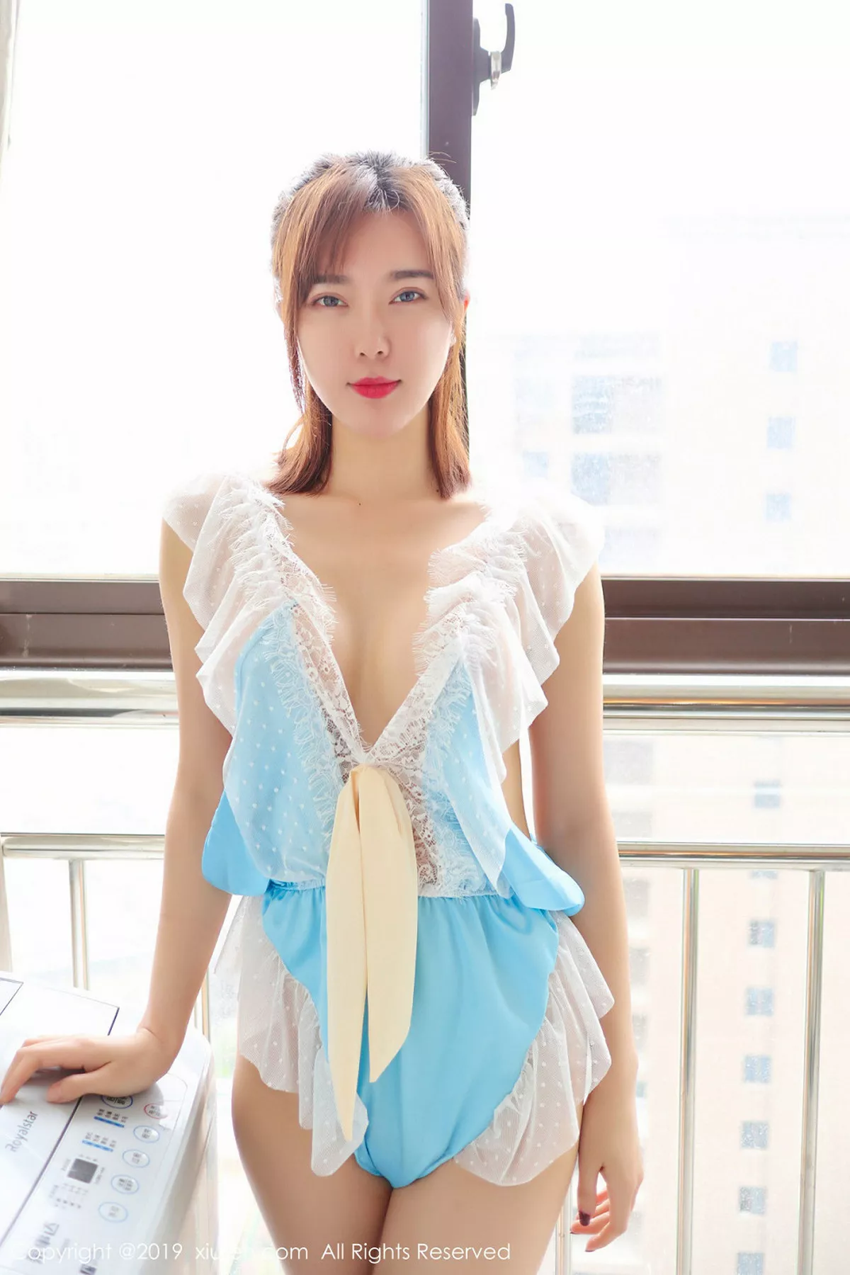 秀人集.com_[XiuRen秀人网]No.1512_嫩模Yomi悠蜜私房真空蕾丝内衣半脱露傲人豪乳喷血诱惑写真35P