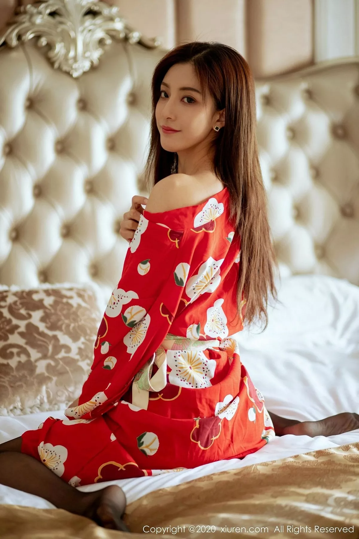 秀人集.com_[XiuRen秀人网]No.2015_嫩模林文文yooki私房鲜艳和服配无内黑丝撩人姿势诱惑写真65P