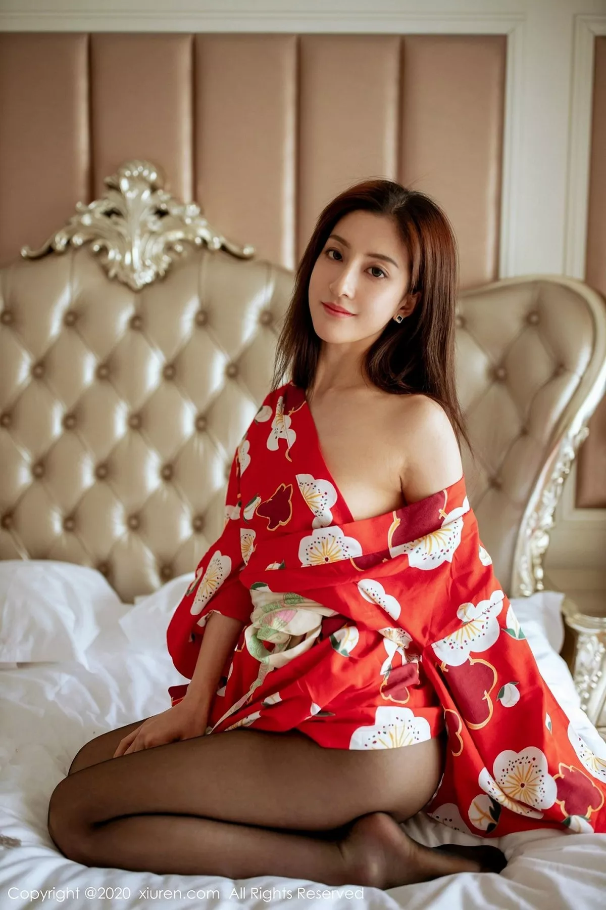 秀人集.com_[XiuRen秀人网]No.2015_嫩模林文文yooki私房鲜艳和服配无内黑丝撩人姿势诱惑写真65P