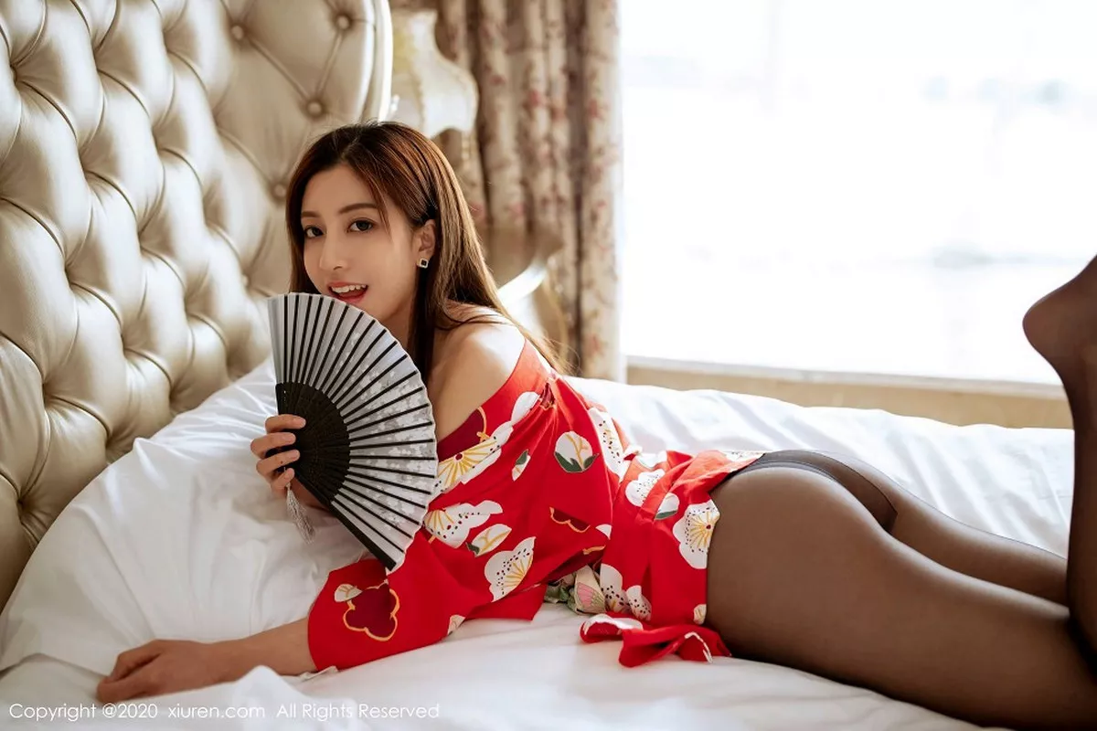 秀人集.com_[XiuRen秀人网]No.2015_嫩模林文文yooki私房鲜艳和服配无内黑丝撩人姿势诱惑写真65P