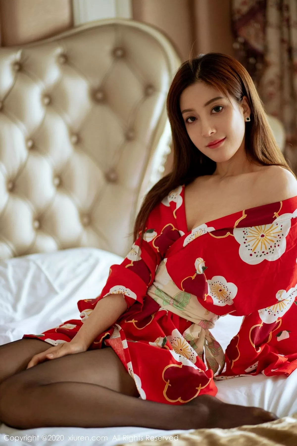 秀人集.com_[XiuRen秀人网]No.2015_嫩模林文文yooki私房鲜艳和服配无内黑丝撩人姿势诱惑写真65P