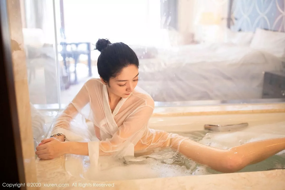 秀人集.com_[XiuRen秀人网]No.2063_嫩模Angela小热巴浴室主题私房性感内衣泡泡浴湿身诱惑写真62P