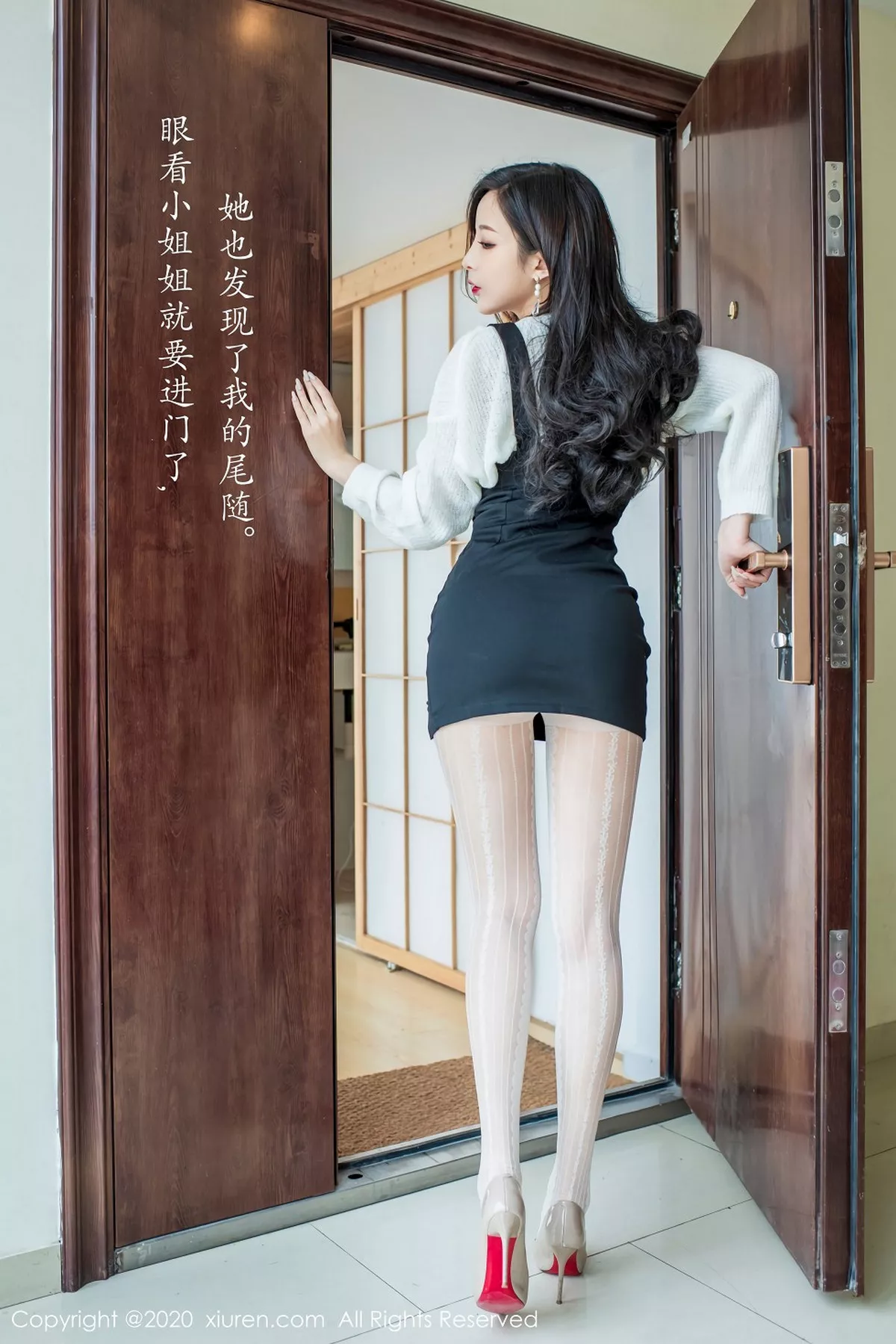 图片[4]-[XiuRen秀人网]第2143期陈小喵写真-秀人集