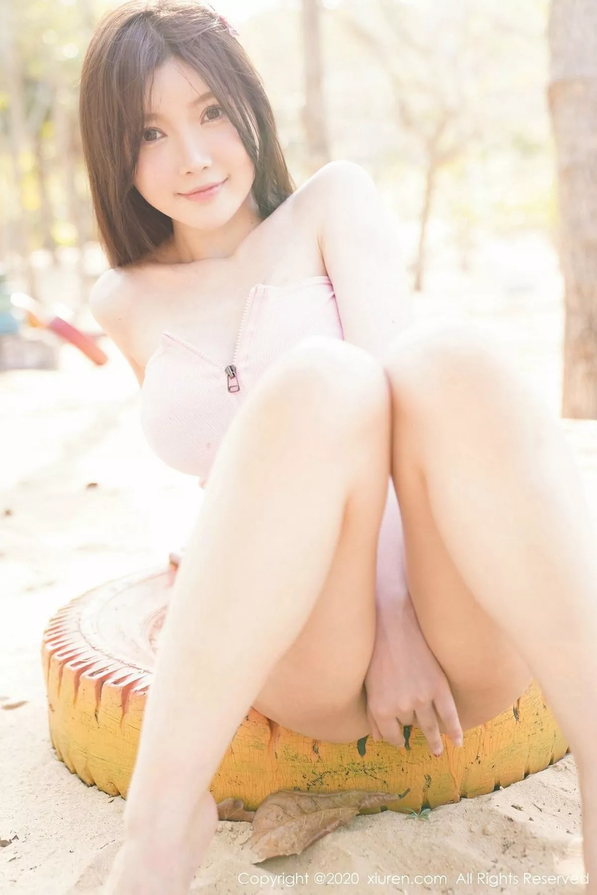 秀人集.com_[XiuRen秀人网]No.2162_女神糯美子Mini三亚旅拍户外沙滩粉色内衣秀傲人身材诱惑写真70P