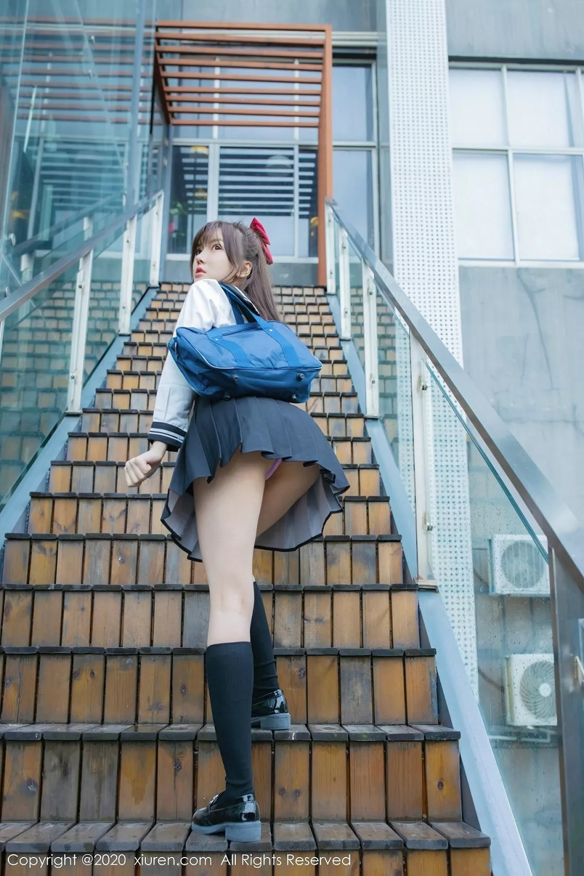 秀人集.com_[XiuRen秀人网]No.2193_嫩模糯美子Mini性感学生服主题真空露傲人豪乳极致诱惑写真50P