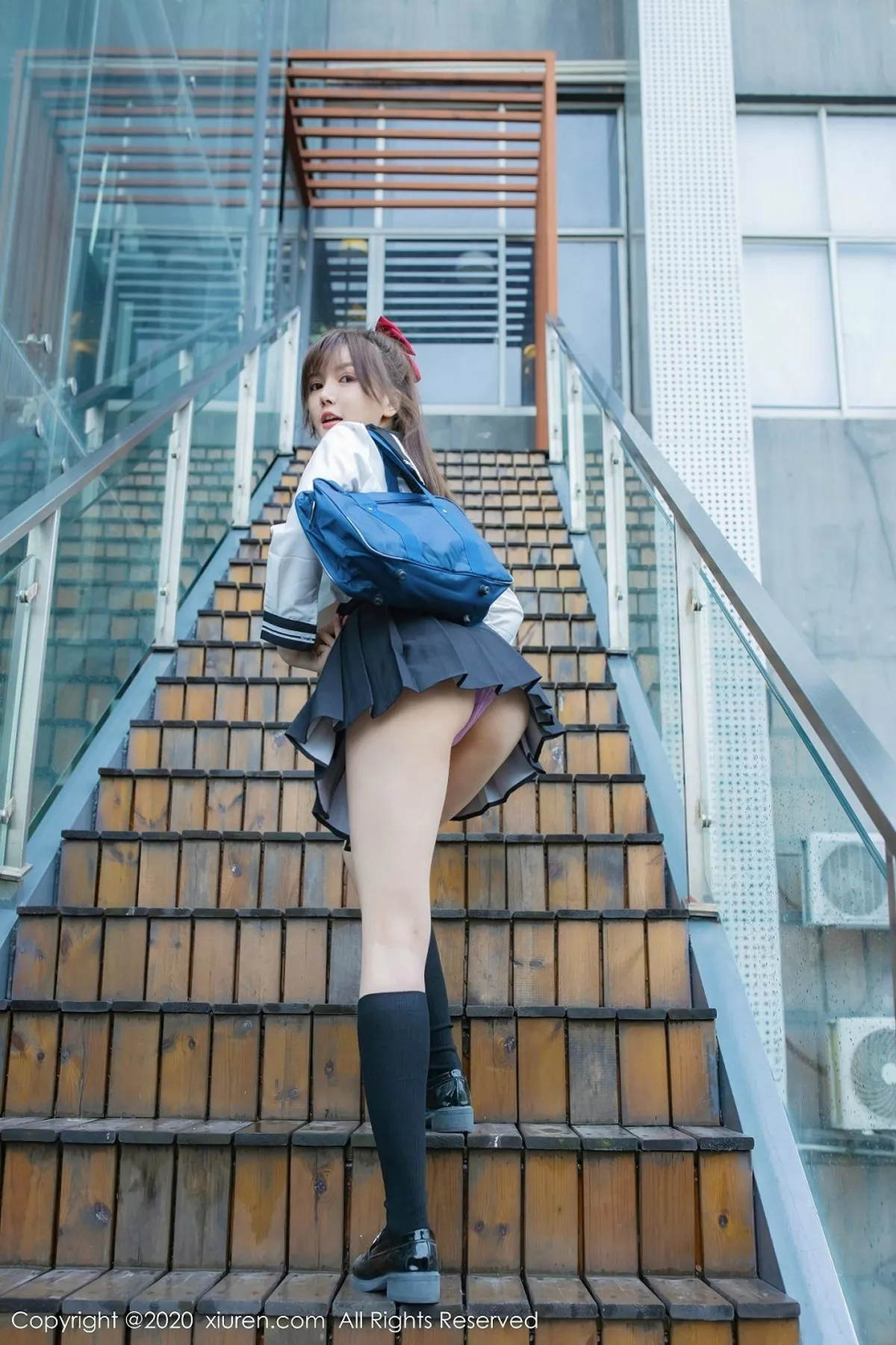 秀人集.com_[XiuRen秀人网]No.2193_嫩模糯美子Mini性感学生服主题真空露傲人豪乳极致诱惑写真50P