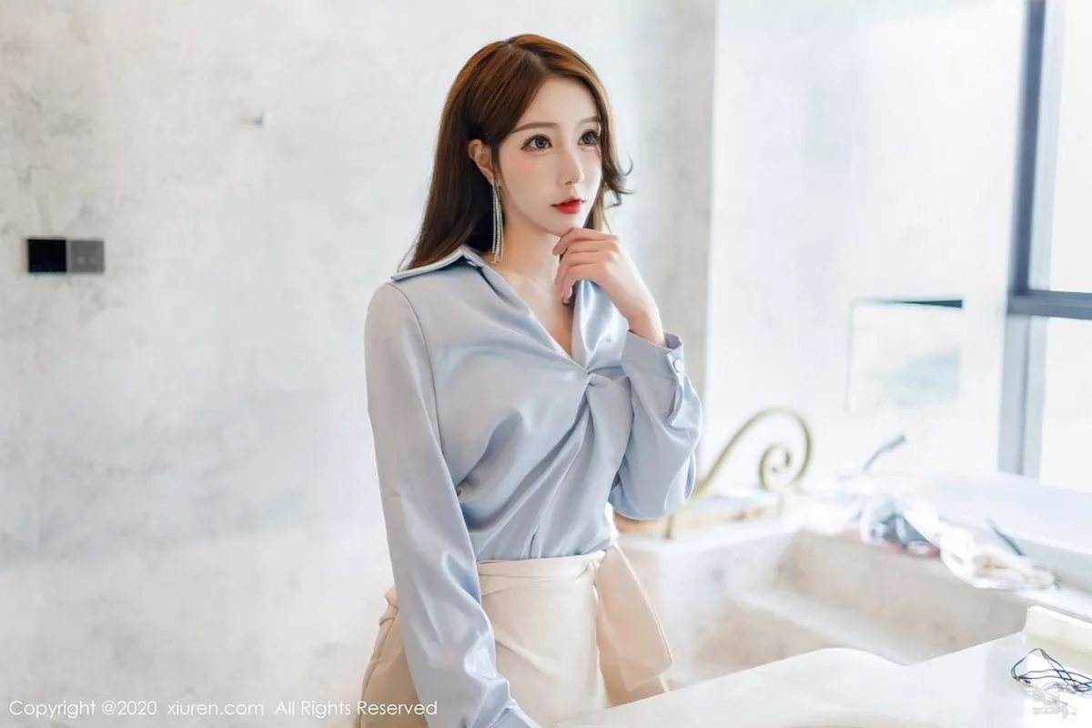秀人集.com_[XiuRen秀人网]No.2212_丽质美人LindaLinda私房浴缸性感内衣秀完美身材迷人诱惑写真56P