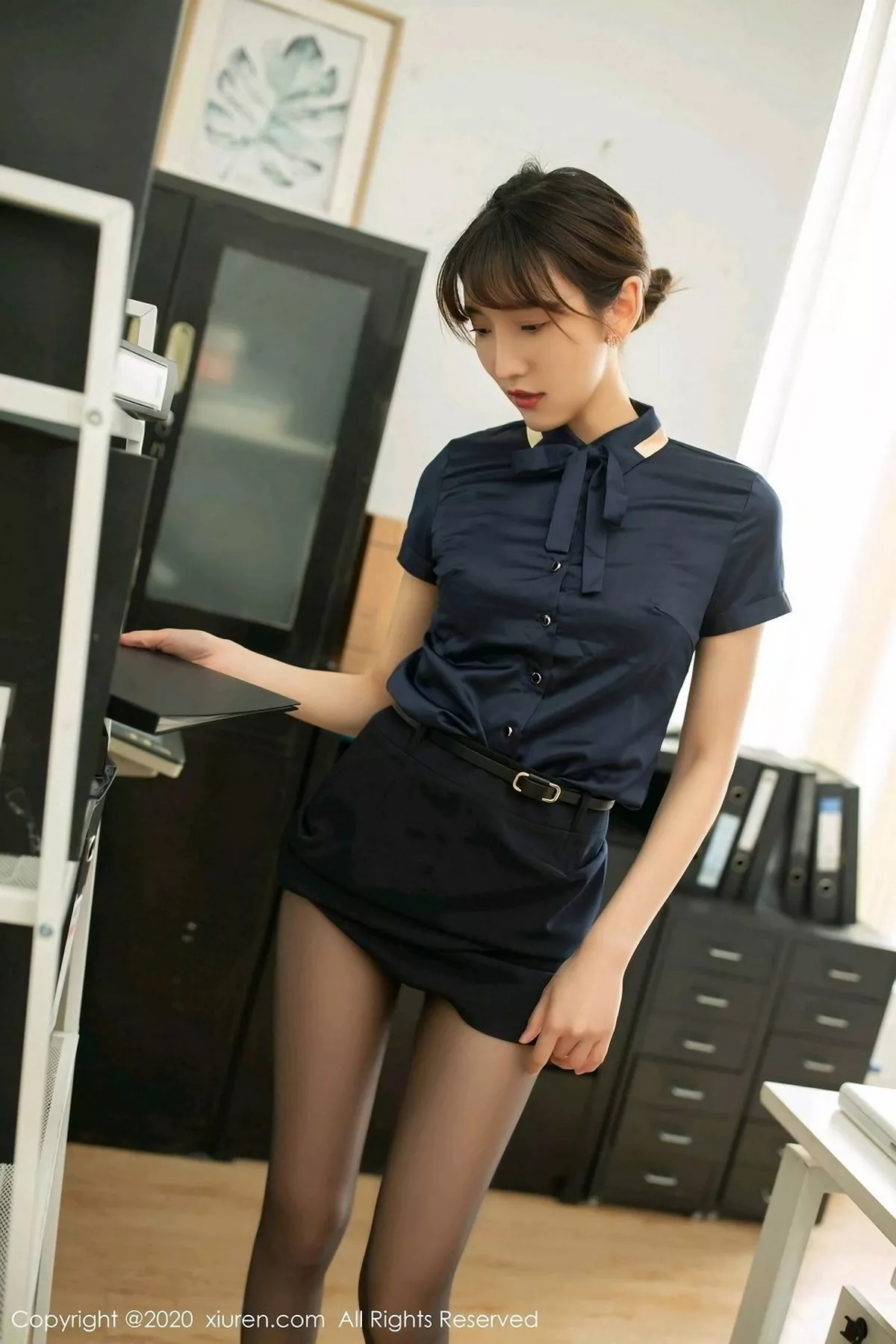 秀人集.com_[XiuRen秀人网]No.2164_嫩模陆萱萱职员制服主题性感内衣配开档黑丝裤袜极致魅惑写真111P