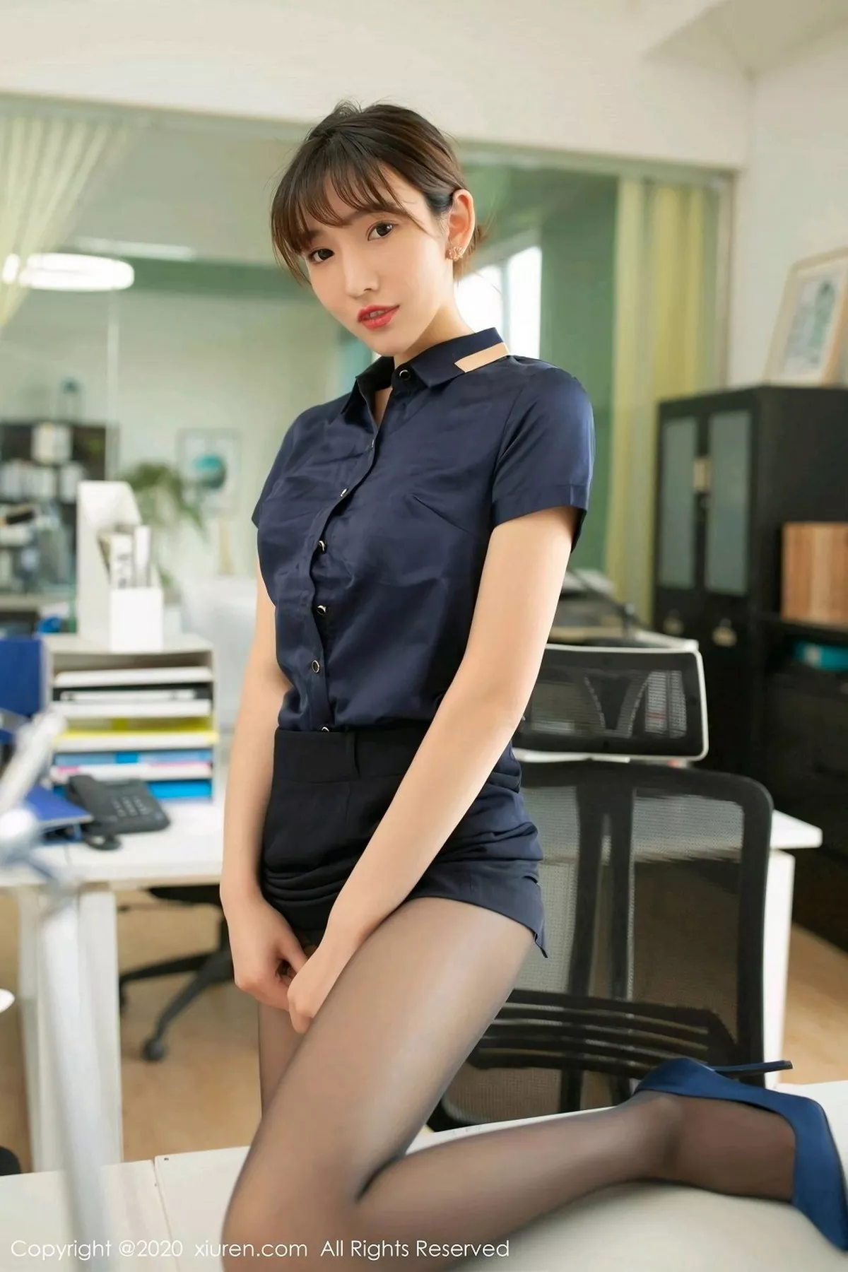 秀人集.com_[XiuRen秀人网]No.2164_嫩模陆萱萱职员制服主题性感内衣配开档黑丝裤袜极致魅惑写真111P