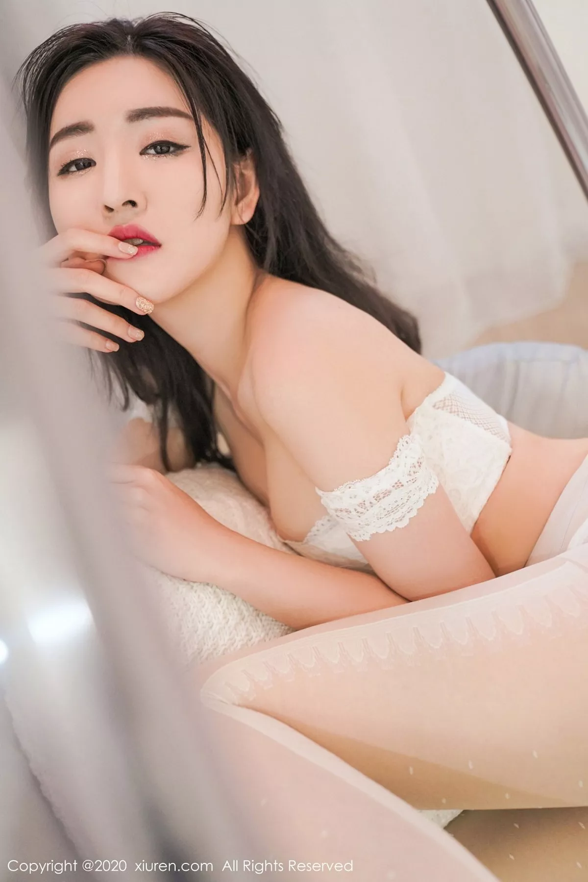 秀人集.com_[XiuRen秀人网]No.2233_嫩模沈梦瑶私房白色丝袜主题白色蕾丝内衣配超薄肉丝极致魅惑写真54P