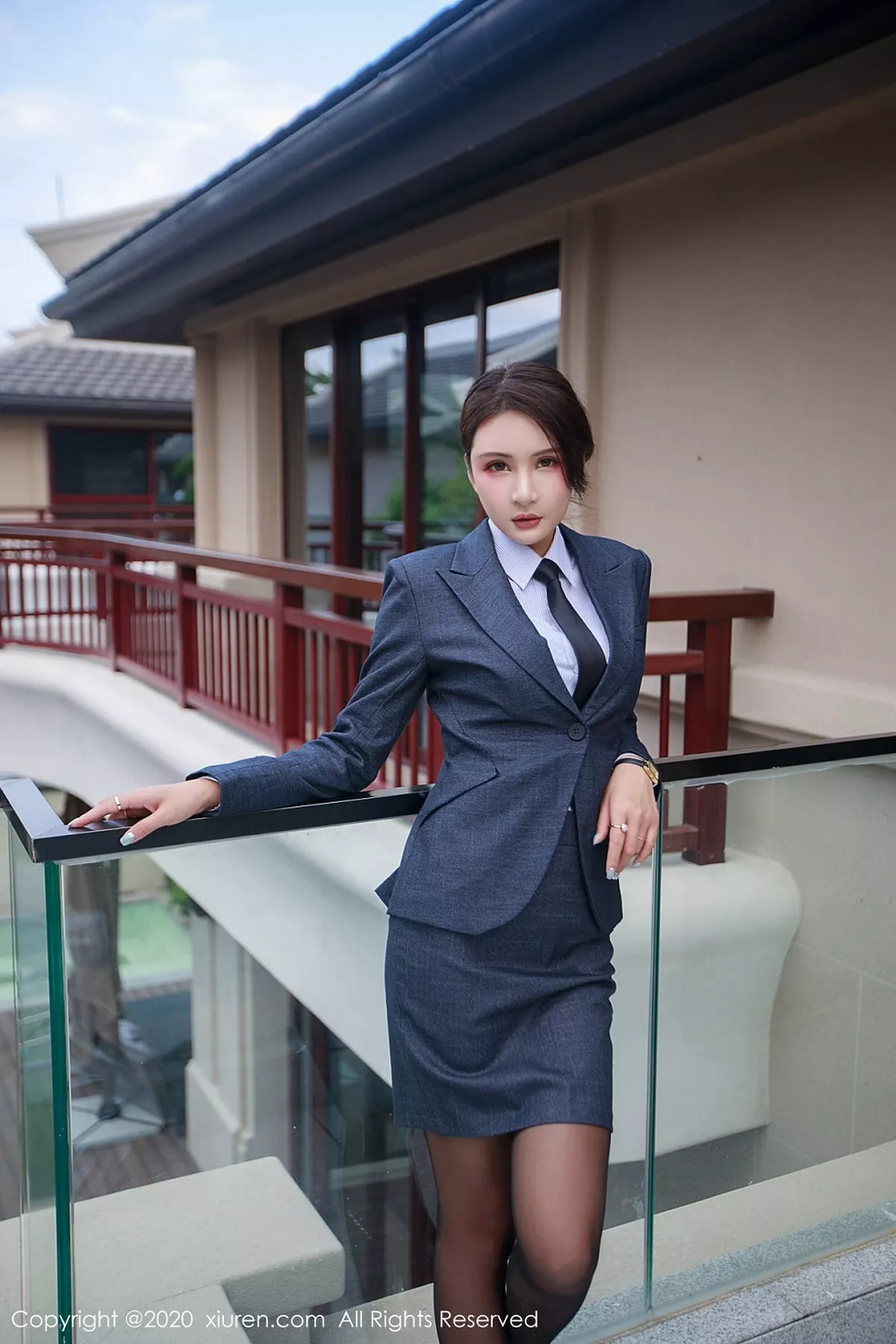 秀人集.com_[XiuRen秀人网]No.2309_嫩模Emily顾奈奈心愿旅拍职场秘书制服主题超薄黑丝裤袜魅惑写真81P