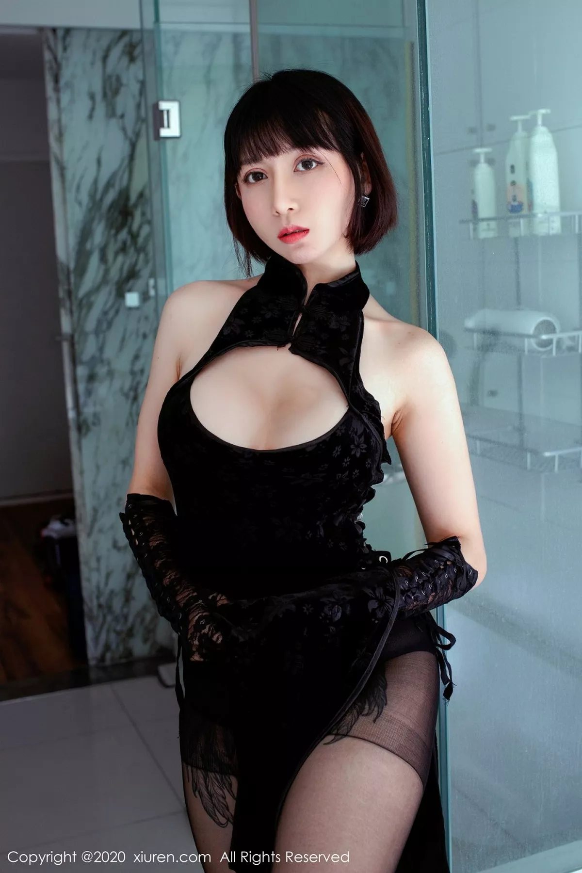 秀人集.com_[XiuRen秀人网]No.2318_大美妞安妮斯朵拉Ann黑丝裤袜+粉色低胸裙秀完美身材诱惑写真64P